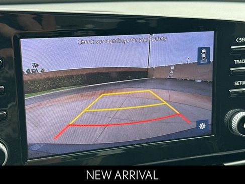 Used 2022 Hyundai Elantra SEL w/ Convenience + Premium Package image 20