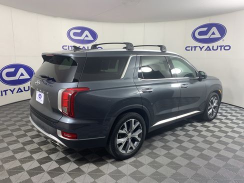 Used 2021 Hyundai Palisade SEL w/ Premium Package FWD image 3