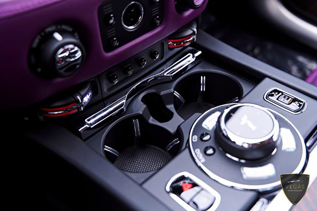 Used 2017 Rolls-Royce Wraith RWD image 77