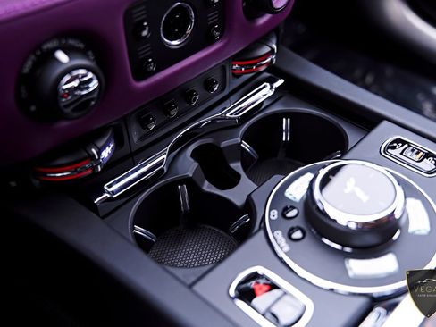 Used 2017 Rolls-Royce Wraith RWD image 77