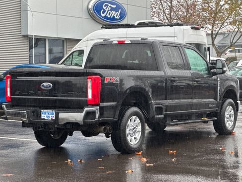 Used 2024 Ford F250 XLT w/ FX4 Off-Road Package image 6