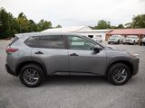Used 2023 Nissan Rogue S image 2