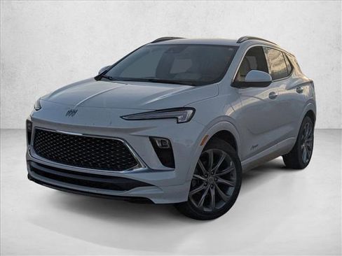 Used 2025 Buick Encore GX Avenir image 1