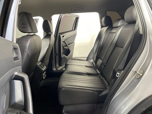 Certified 2022 Volkswagen Tiguan SE AWD/4WD image 18