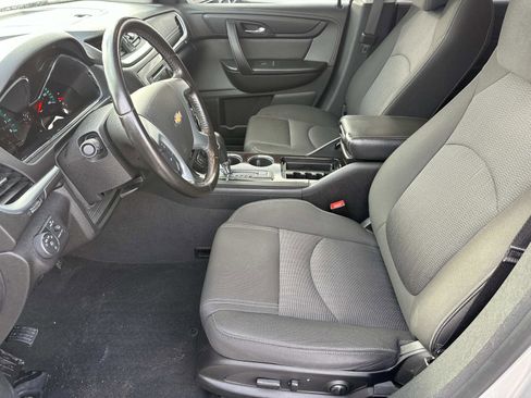 Certified 2017 Chevrolet Traverse LT w/ LPO, 'HIT The Road' Package image 21