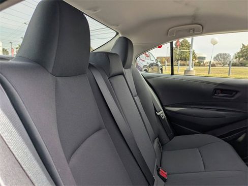 Certified 2024 Toyota Corolla LE image 29