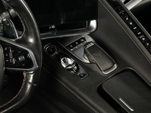 Used 2021 Chevrolet Corvette Stingray Preferred Conv w/ Z51 Performance Package image 45