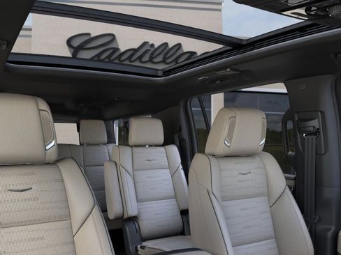 New 2026 Cadillac Escalade ESV Sport w/ LPO, Floor Liner Package AWD/4WD image 24