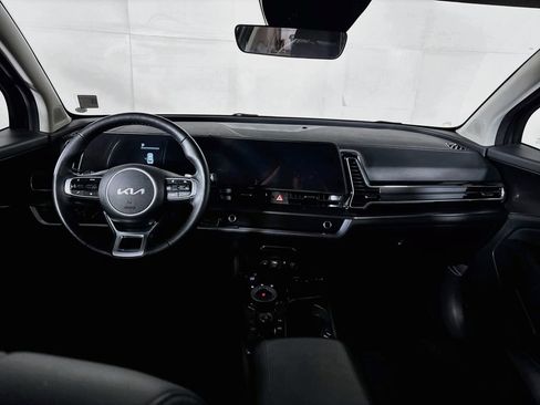 Used 2023 Kia Sportage EX AWD/4WD image 12