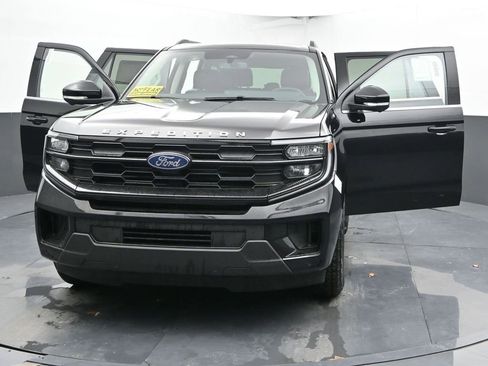 New 2026 Ford Expedition Active image 50