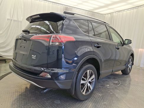 Certified 2018 Toyota RAV4 XLE w/ Plus Extra Value Package AWD/4WD image 16