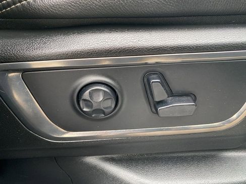 Used 2019 RAM 1500 Limited image 14