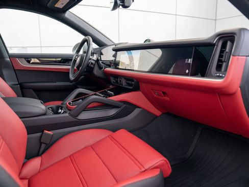 New 2026 Porsche Cayenne S AWD/4WD image 26