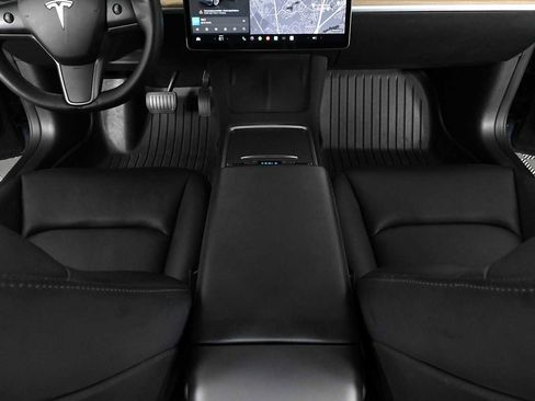 Used 2023 Tesla Model 3 Standard Range RWD image 15