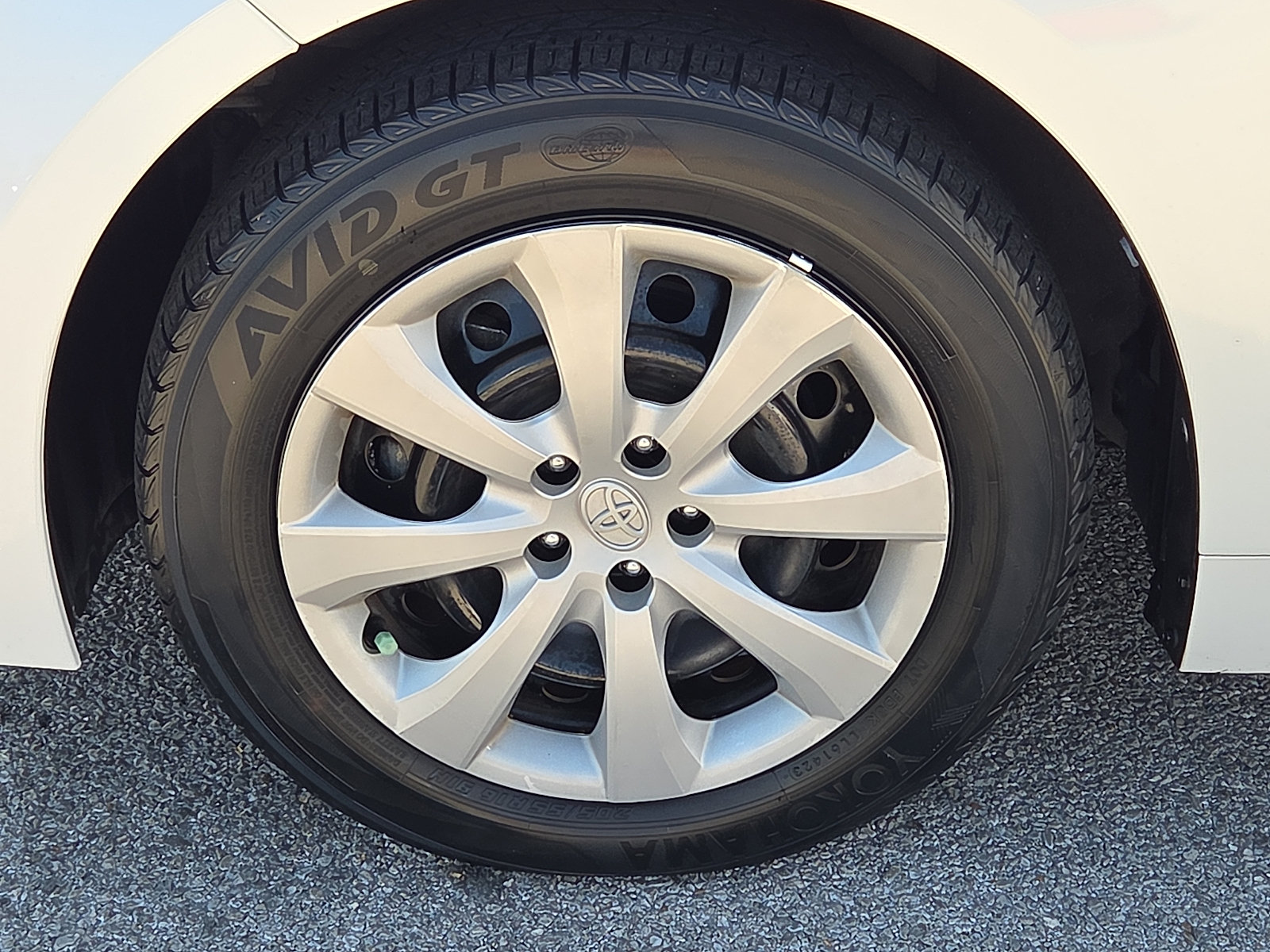 Used 2023 Toyota Corolla LE FWD image 7