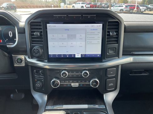 Used 2023 Ford F150 Lariat w/ Trailer Tow Package AWD/4WD image 19