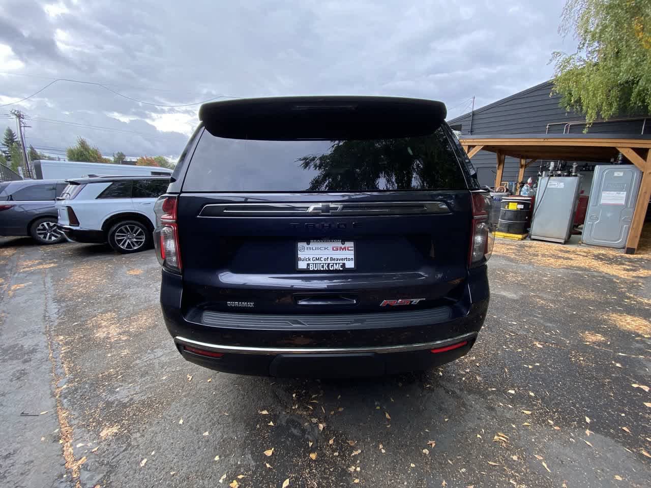 Used 2022 Chevrolet Tahoe RST w/ Luxury Package AWD/4WD image 5