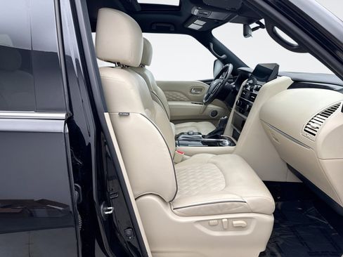 Used 2022 INFINITI QX80 Sensory w/ All-Season Package image 19