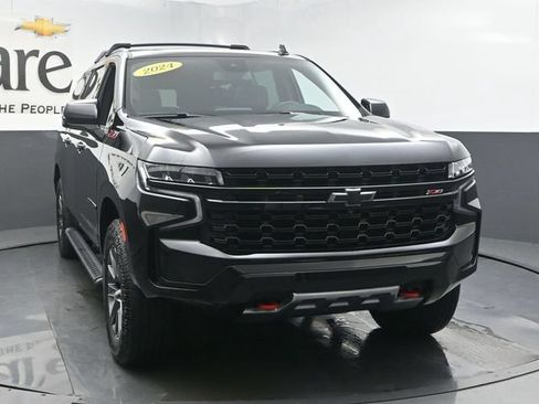Used 2024 Chevrolet Suburban Z71 w/ Off-Road Capability Package AWD/4WD image 53