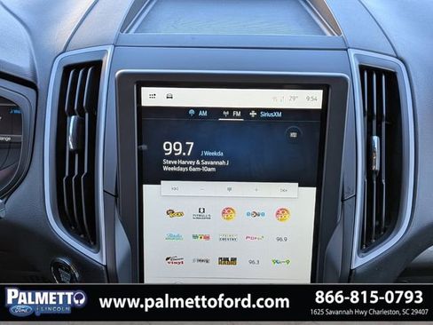 Used 2023 Ford Edge SEL image 18