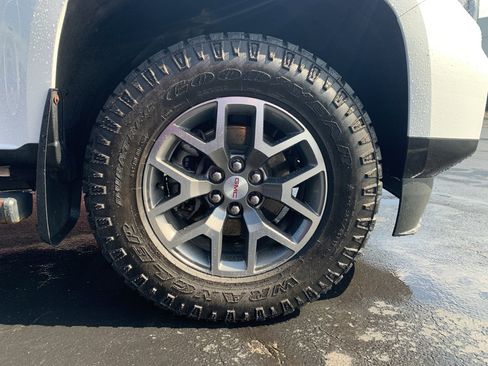 Used 2022 GMC Canyon AT4 w/ Trailering Package image 33