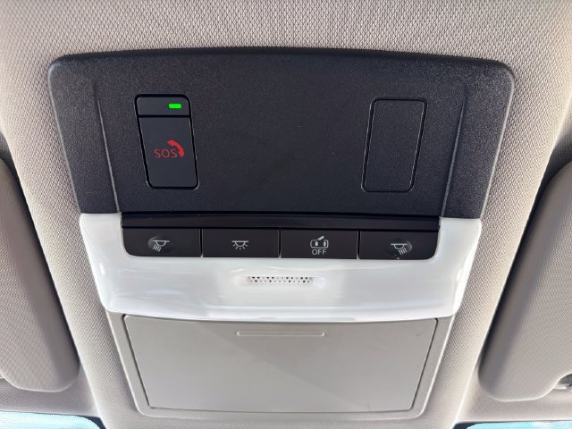 Used 2023 Nissan Rogue SV AWD/4WD image 12