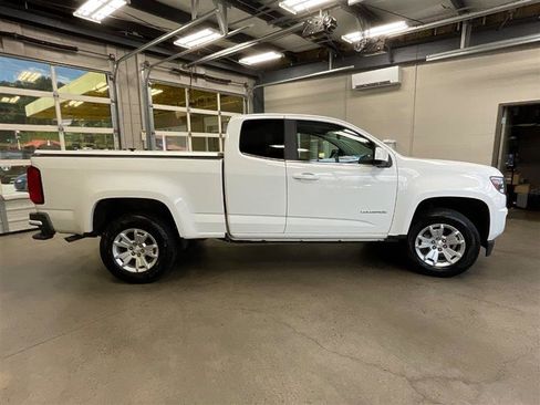 Used 2020 Chevrolet Colorado LT w/ Safety Package image 6
