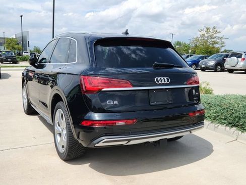 Used 2021 Audi Q5 Prestige AWD/4WD image 2