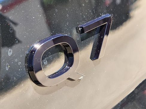 New 2025 Audi Q7 3.0T Premium Plus image 12