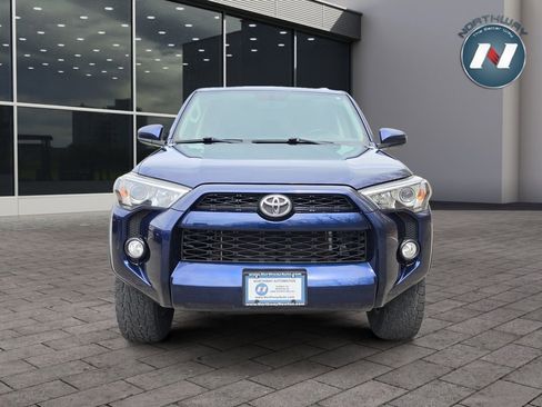 Used 2015 Toyota 4Runner SR5 AWD/4WD image 8