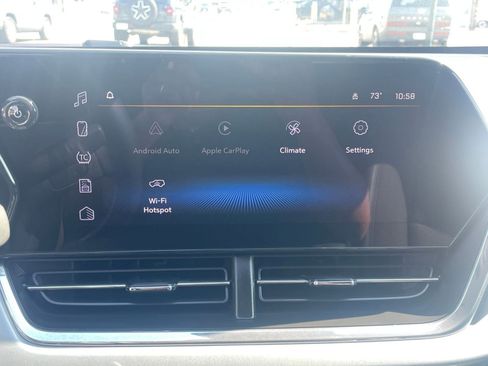 Used 2025 Chevrolet Trax LT w/ LT Convenience Package image 20