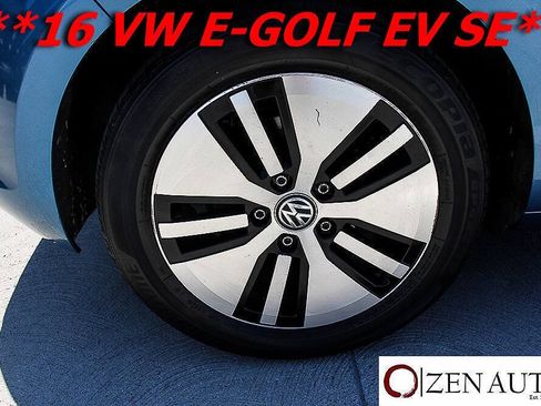 Used 2016 Volkswagen e-Golf SE FWD image 44