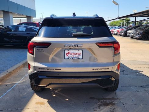New 2026 GMC Terrain Elevation w/ Black Edition image 5
