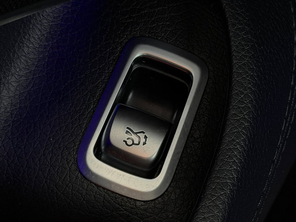 Used 2015 Mercedes-Benz S 550 4MATIC Coupe image 26