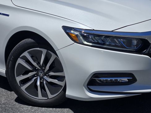 Used 2019 Honda Accord EX image 9