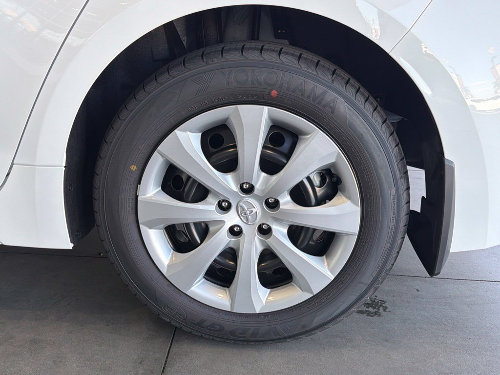 New 2027 Toyota Corolla LE FWD image 14
