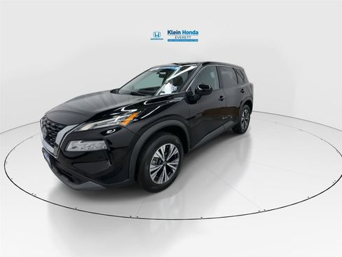 Used 2023 Nissan Rogue SV AWD/4WD image 6