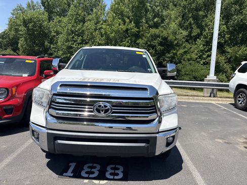 Used 2016 Toyota Tundra SR5 w/ SR5 Upgrade Package RWD image 2
