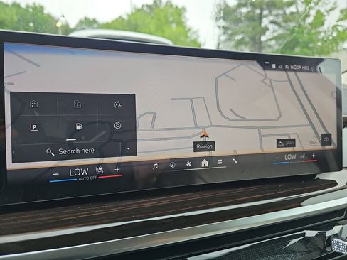 New 2027 BMW X7 xDrive40i w/ Executive Package AWD/4WD image 25