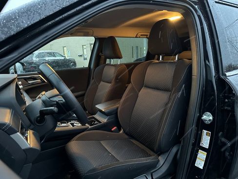 Used 2022 Mitsubishi Outlander ES image 15