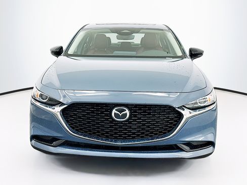 Used 2024 MAZDA MAZDA3 s image 2