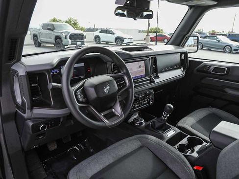 Used 2023 Ford Bronco 2-Door AWD/4WD image 12