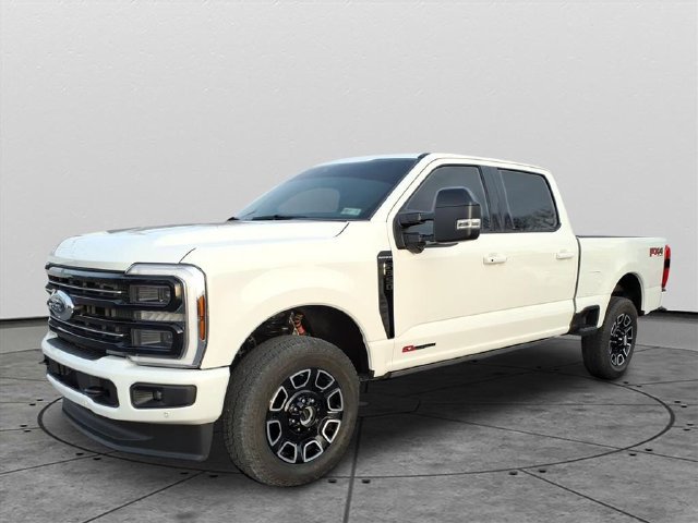 Used 2025 Ford F350 Platinum AWD/4WD image 1