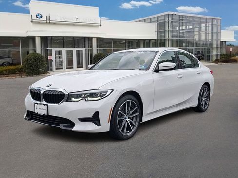 Used 2020 BMW 330i xDrive Sedan w/ Premium Package AWD/4WD image 1