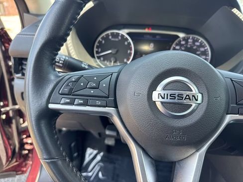 Used 2022 Nissan Sentra SV FWD image 35
