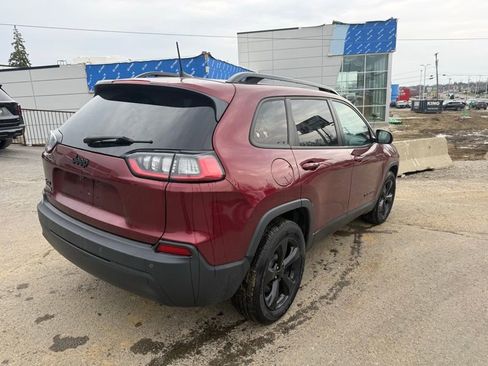 Used 2019 Jeep Cherokee Latitude Plus AWD/4WD image 7