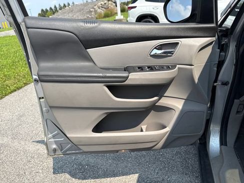 Used 2014 Honda Odyssey EX-L image 20