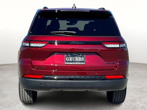 New 2025 Jeep Grand Cherokee Limited w/ Black Appearance Package image 7