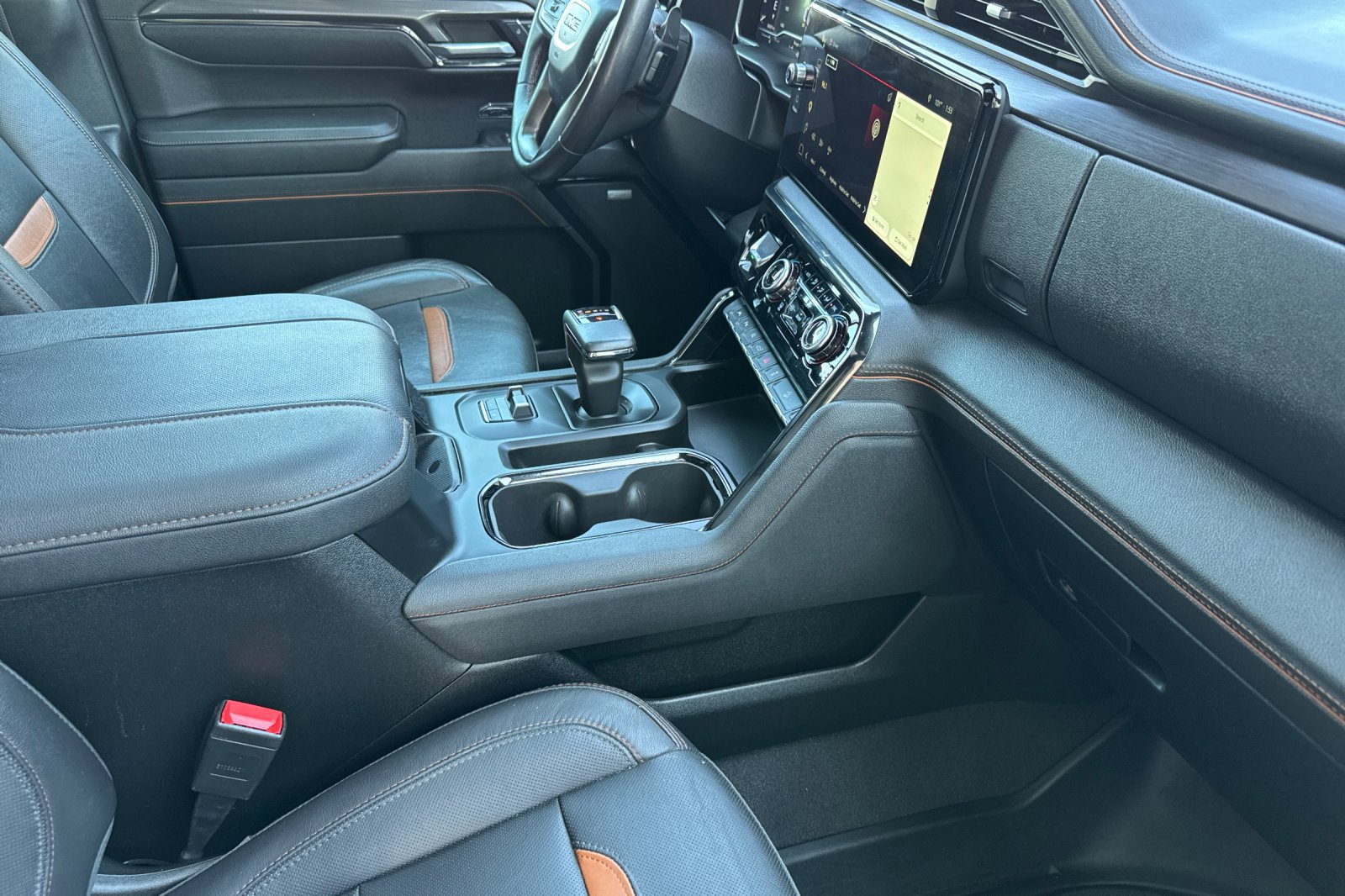 Used 2023 GMC Sierra 1500 AT4 w/ AT4 Premium Package AWD/4WD image 16