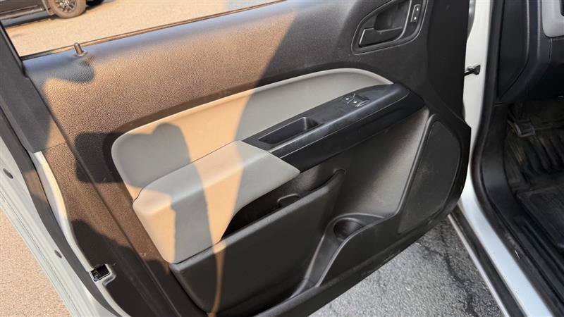 Used 2019 Chevrolet Colorado W/T RWD image 7